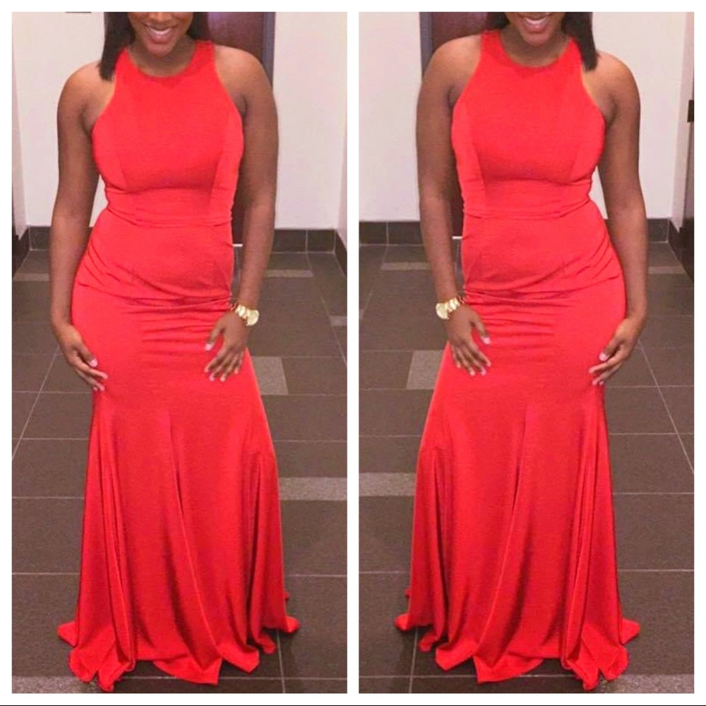 Red Evening Gown - M